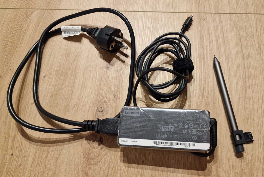 Lenovo Yoga C740 dotykowy 14 cali, jak nowy