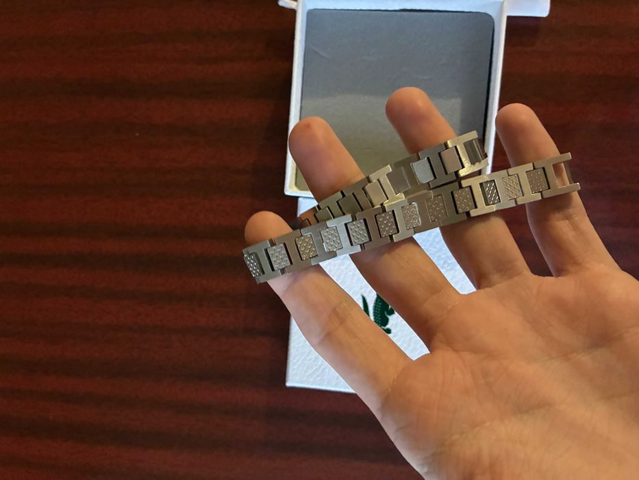 Bransoletka lacoste srebrna