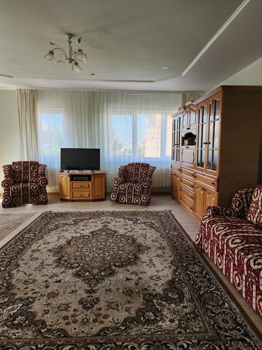 Продаж будинку у Пiвд.-Захiдн. р - н ( Шаровечка )