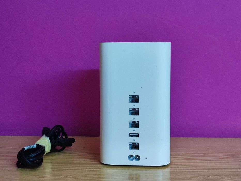 Apple Airport Base Station A1521