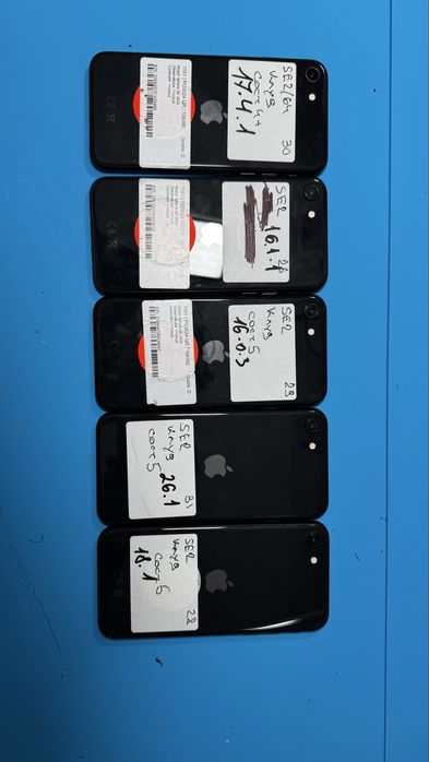 iPhone SE2 2020 icloud на зачастини