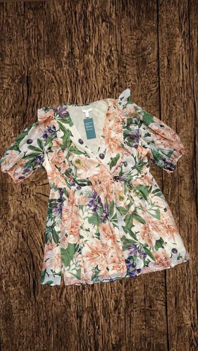 Літня сукня H&M.