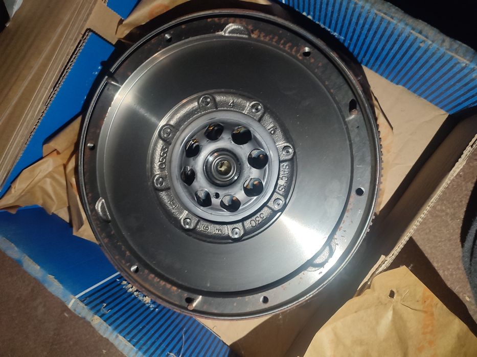 Повний Комплект зчеплення Корзина Luk+демпфер Sachs+вижимний FTE до Mercedes Sprinter 2.2/2.7 CDI