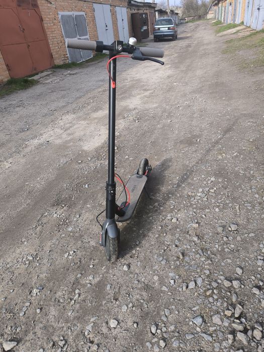 Електросамокат Forte VT 1