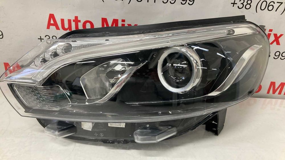 Оригінальна ліва ксенонова фара 0019719207 Toyota (Ві-Xenon/LED) Toyota Proace II (а також сумісну з платформами Citroen Jumpy/ Peugeot Expert)