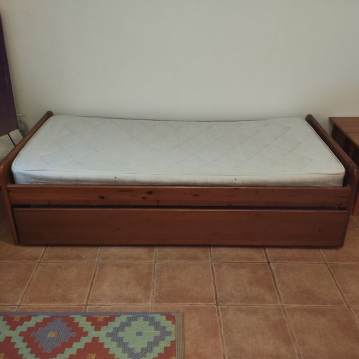 Cama de solteiro