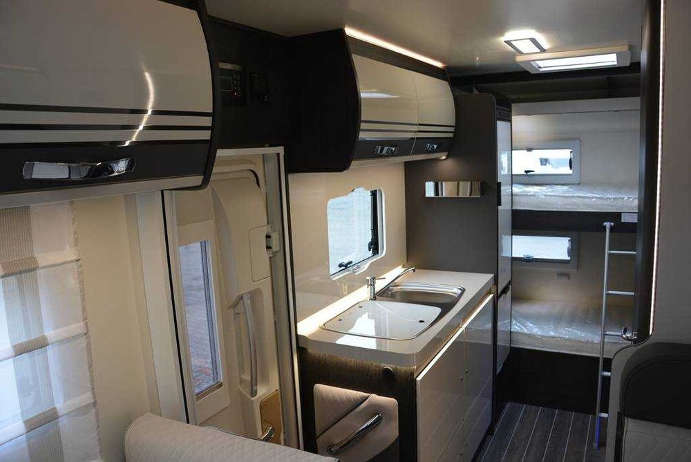 Wynajem kampera Roller Team Kronos 277M