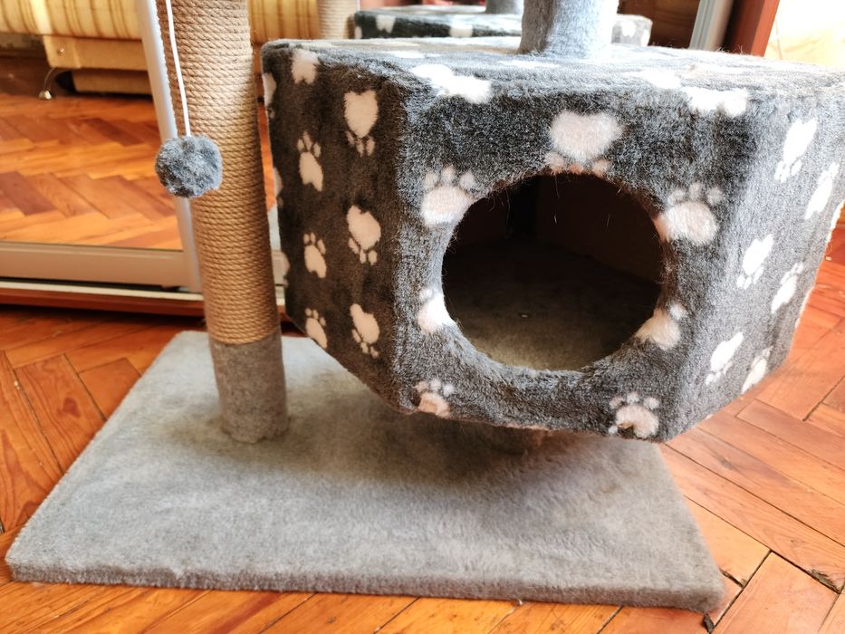 Когтеточка для кота 50х61,5 / домик для котика