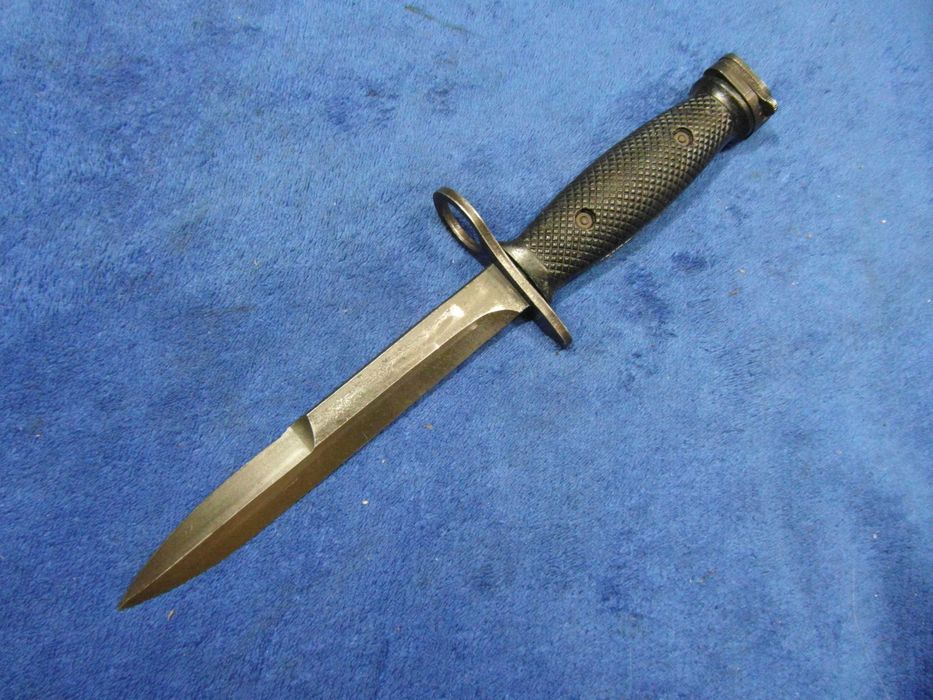Bagnet m 7 colt amerykański