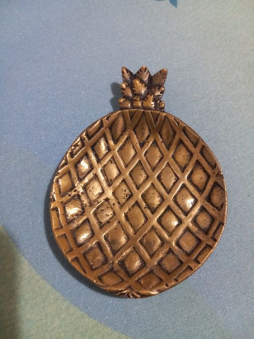 Peças decorativas em metal