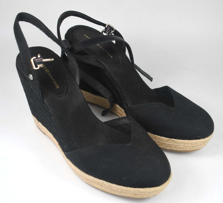 Używane Tommy Hilfiger Espadryle Basic Closed Toe High Wedg roz. 40