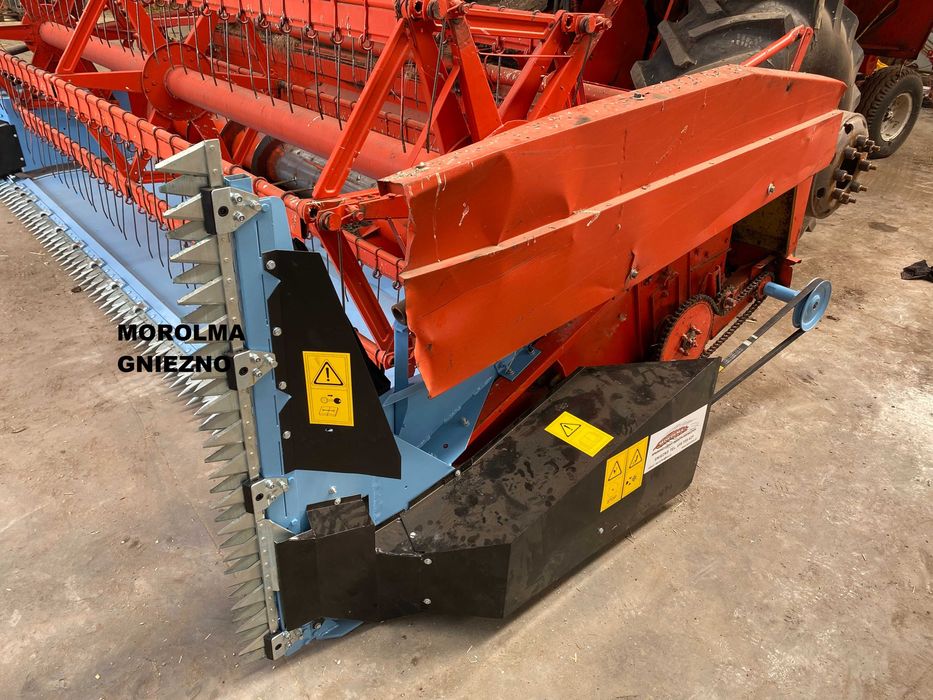 Przystawka stół do rzepaku Bizon Z-056/58 Super Rekord MMiUR WĄGROWIEC
