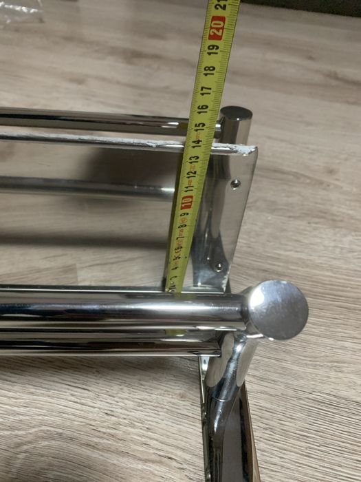 Wieszak łazienkowy z półką 5