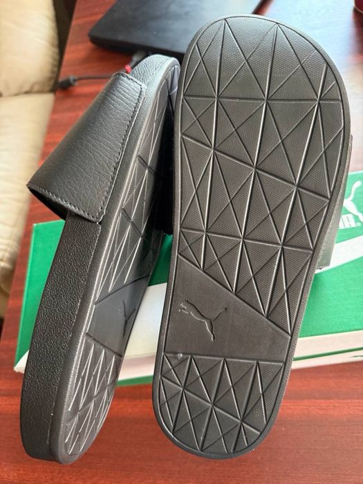 Продам нові шльопанці PUMA. Оригінал. 43 розмір. Стелька 28 см.