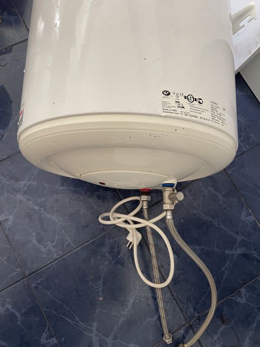 Termoacumulador supostamente danificado