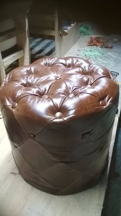 Реставрация,перетяжка,изготовление  мягкой мебели.