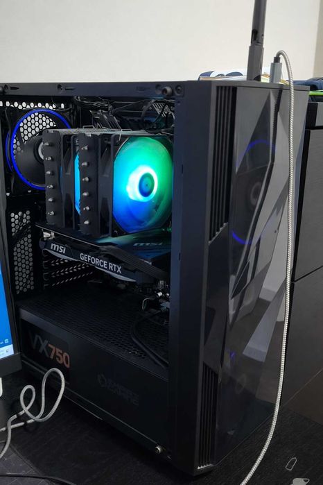 PC gaming Torre Mid Tower RTX 4070 32gb DDR4 Ryzen 5 5600x