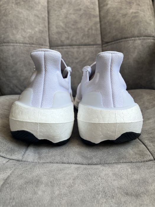 ОРИГІНАЛ!!! Кросівки Adidas Ultra boost light GY9350 42р