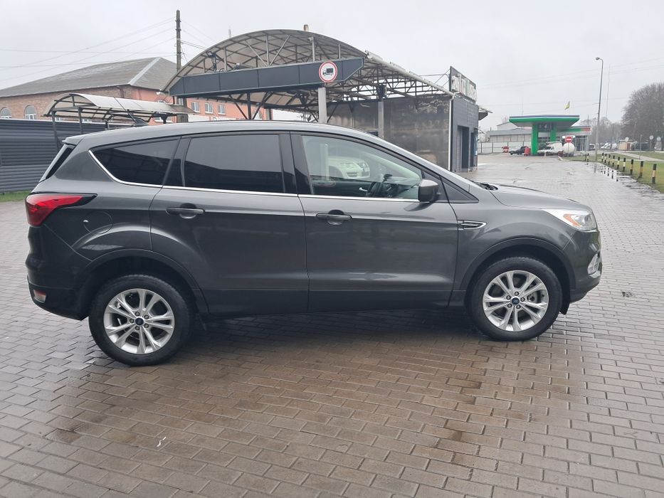 Ford Escape 42 тысяч оригинальный пробег