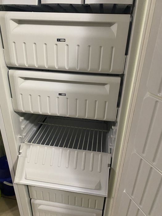 Морозильна камера Іndesit