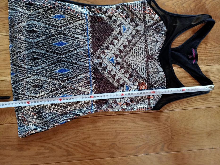 Bluzka z cekinami rozm S