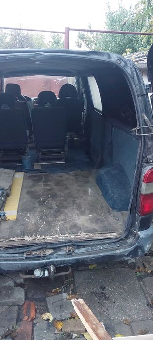 СРОЧНО ! Продам повнопривідний Toyota Hiace 2008 р