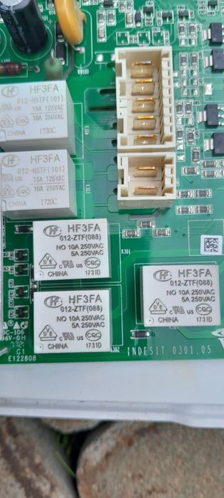 Запчастини пральна машина Whirlpool fwsf61053w eu модуль
