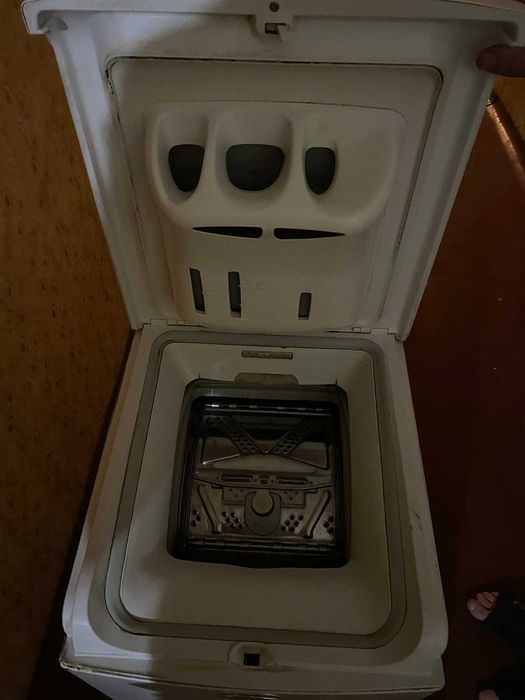 Пральна машинка Whirlpool