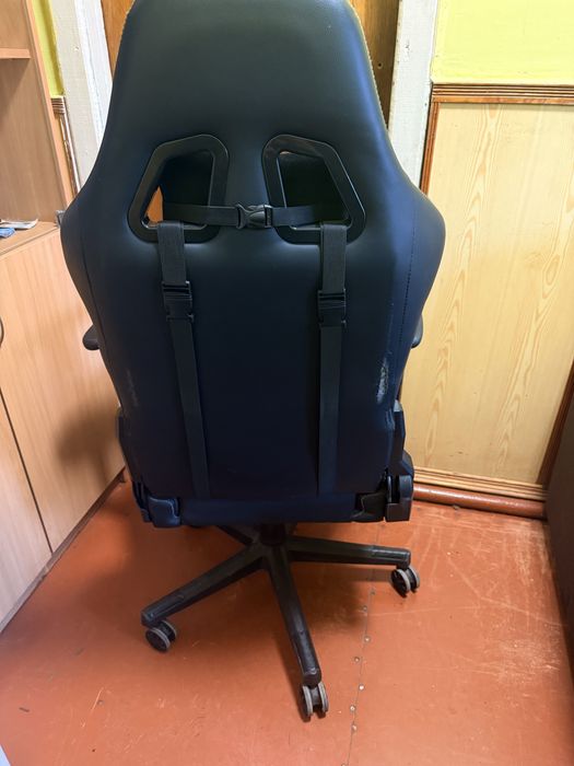 Ігрове крісло Hator
