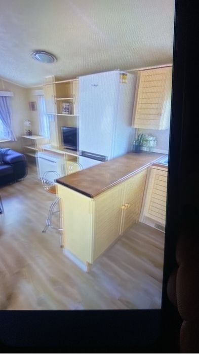 Casa modelar para alugar o (comprar)