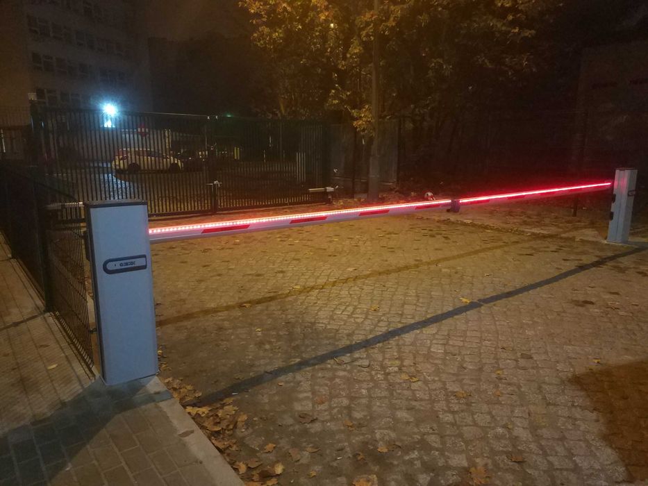 Szlaban wjazdowy parkingowy Gibidi [rogatka serwis naprawa Came Nice]