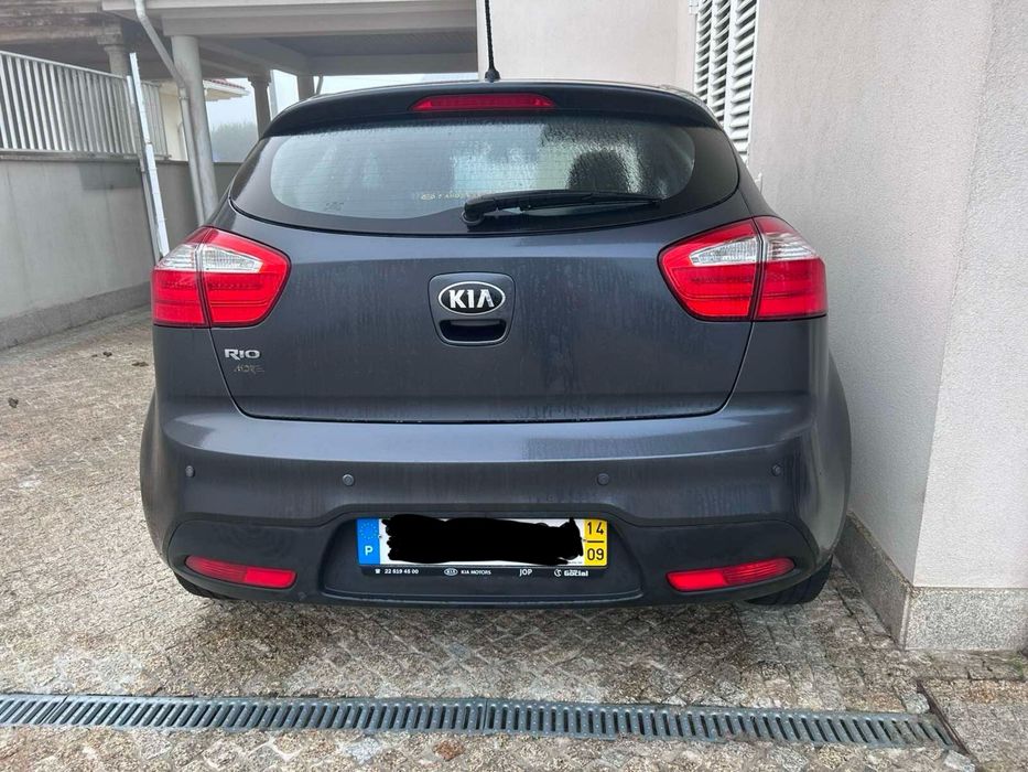 Kia Rio 1.2 CVVT More 2014 foto 4