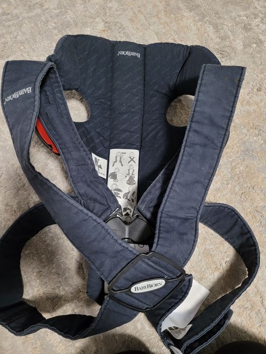 Продам Ерго рюкзак-кенгуру BabyBjorn. Від 3,5кг до 11кг
advanc