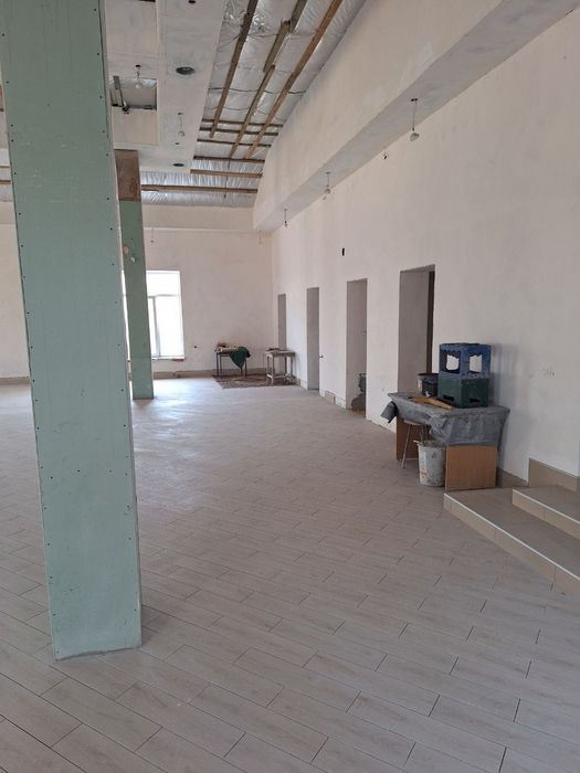 Оренда комерційного приміщення, 592 м², с. Солуки