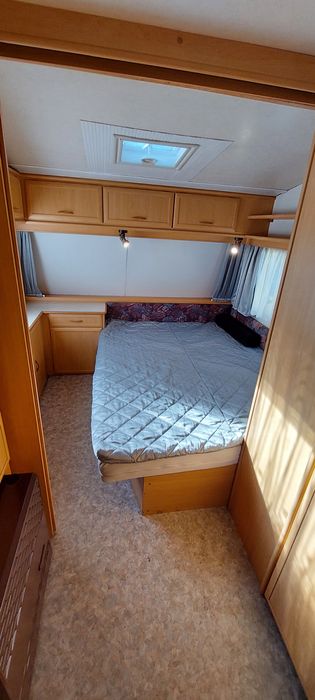 караван кемпінг  будинок на колесах причіп дача