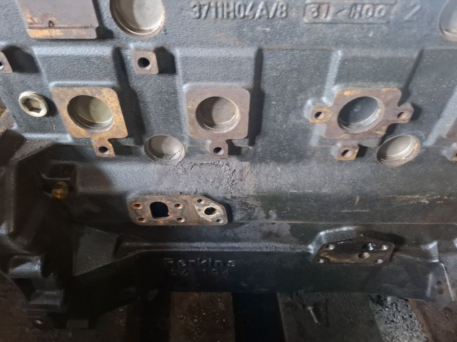 Silnik perkins AA 1004 AB części blok głowica wał podstawa alternator
