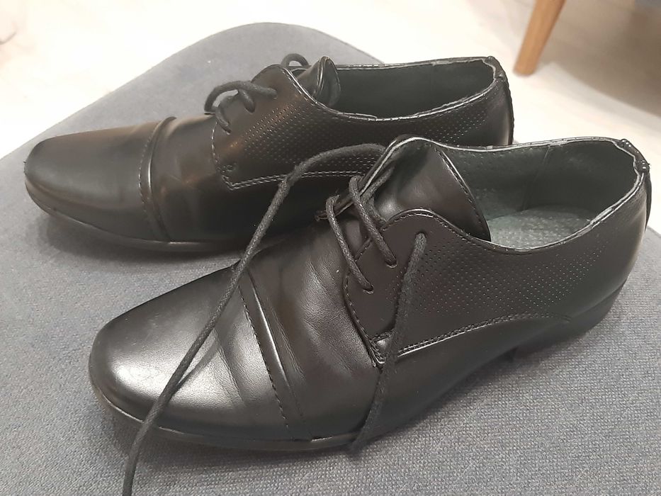 Buty eleganckie dla chłopca
