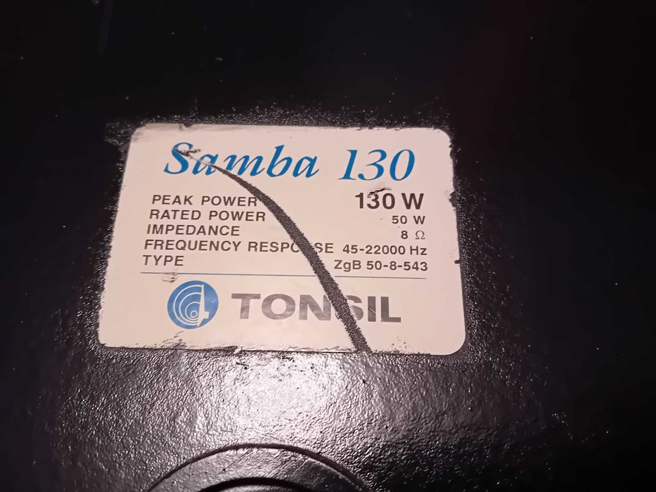 Kolumny Tonsil Samba 130 z maskownicami