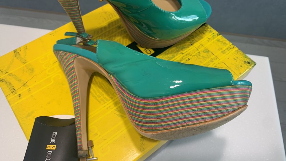 Босоножки, размер 39, Antonio Biaggi, лаковые, цвет - зелёный, каблук