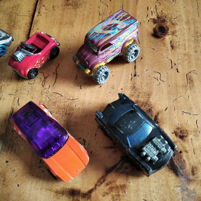 Autka Hot Wheeles 8 sztuk