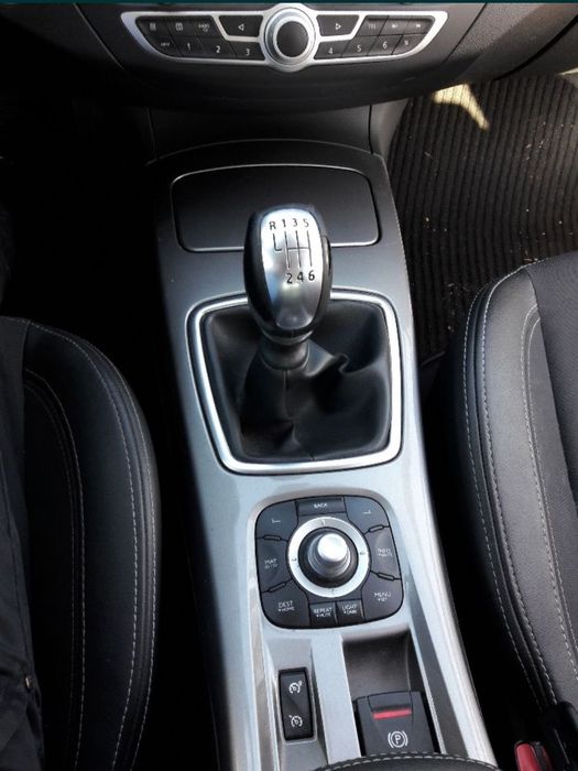 Renault Laguna-3 / 2010 / 1.5 / Обмін