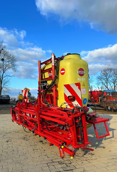 Opryskiwacz zawieszany Hardi Master 1200 L 15m sterownik