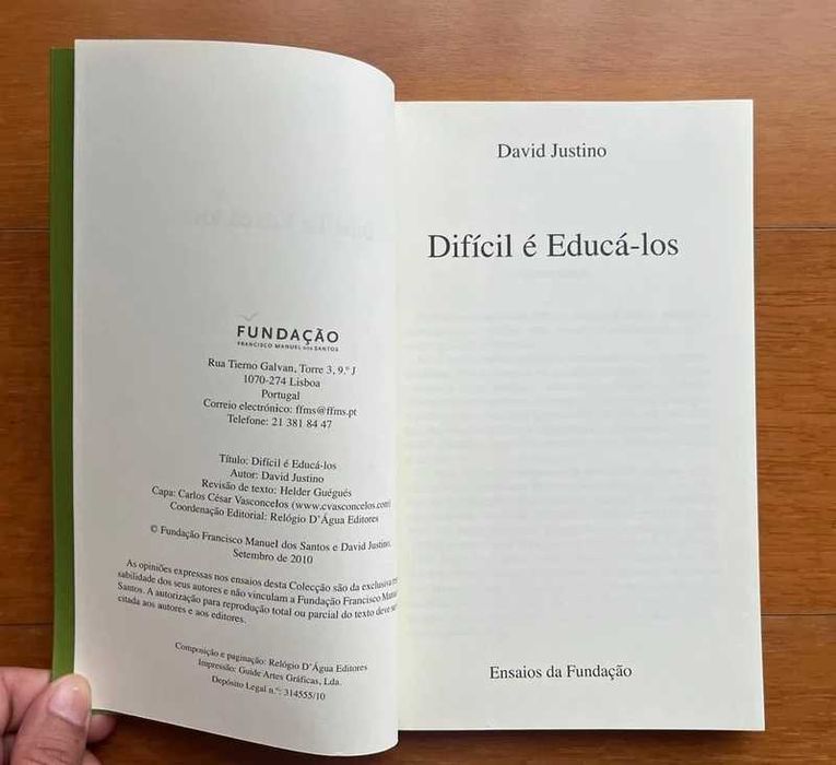 "Difícil é Educá-los" de David Justino