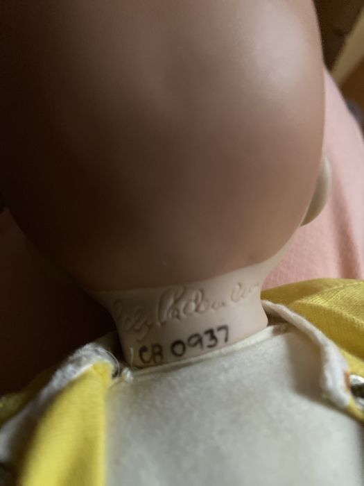 Фарфоровая кукла