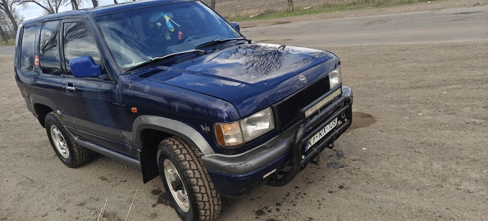 Опель монтерей 3.2 V6