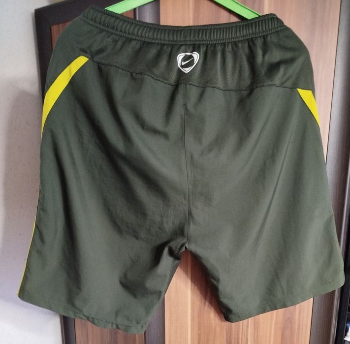 Spodenki krótkie męskie Nike rozmiar L stan bardzo dobry