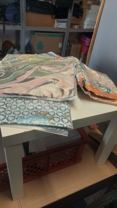 Lote de 15 Lenços Estampados – Seda/Satén Multicoloridos | Novos