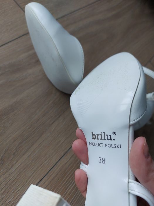 Buty ślubne 38 Brilu