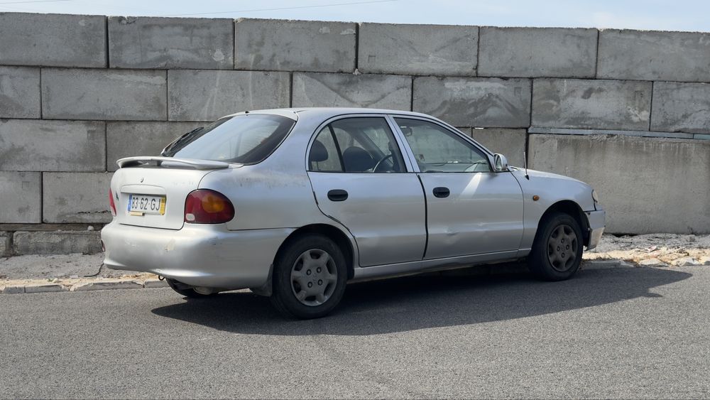 Hyunday accent 1.3 GLS