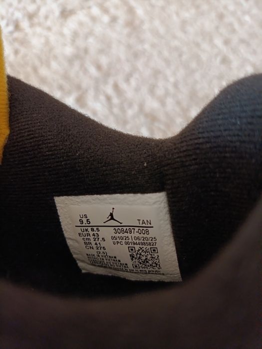 Jordan 4 Retro Yellow Thunder